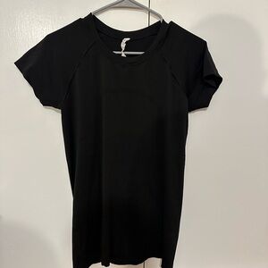 Lululemon Swiftly Shirt